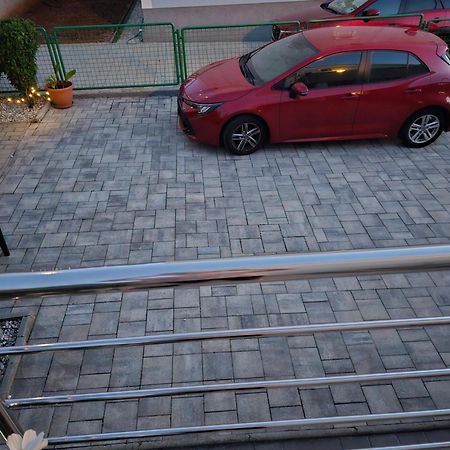 מאלינסקה Apartments Melin מראה חיצוני תמונה