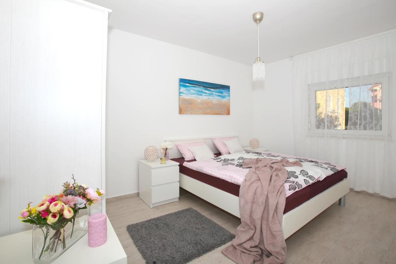 מאלינסקה Apartments Melin מראה חיצוני תמונה